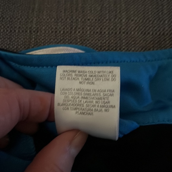 Adidas zip up sweatshirt - Picture 7 of 7